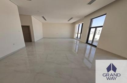 Villa - 4 Bedrooms - 6 Bathrooms for rent in Al Aweer 1 - Al Aweer - Dubai Villa - 4 Bedrooms - 6 Bathrooms for rent in Al Aweer 1 - Al Aweer - Dubai