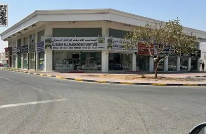 متجر - استوديو - 8 حمامات للبيع في فلل الروضة 2 - 2  الروضة - الروضة - عجمان