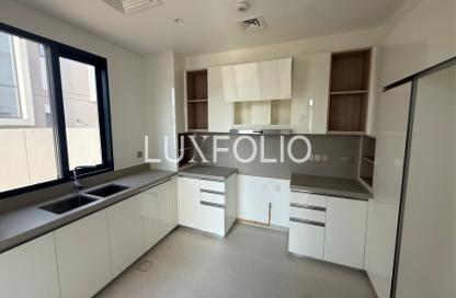 Villa - 4 - 6 for rent in Jebel Ali Village Villas - Jebel Ali Village - Jebel Ali - Dubai