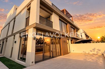 Villa - 5 - 5 for rent in Aura Gardens - Tilal Al Ghaf - Dubai