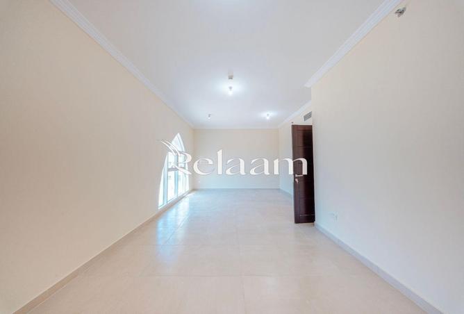 57380587 - Property Image 3