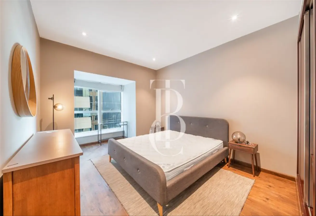 156904318 - Property Main Image