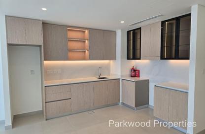 Apartment - 1 - 1 for rent in Golf Heights - The Views - Dubai