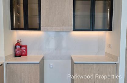Apartment - 1 - 1 for rent in Golf Heights - The Views - Dubai