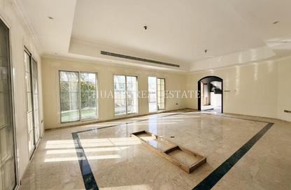 Villa - 6 Bedrooms - 7 Bathrooms for rent in Umm Suqeim 2 Villas - Umm Suqeim 2 - Umm Suqeim - Dubai