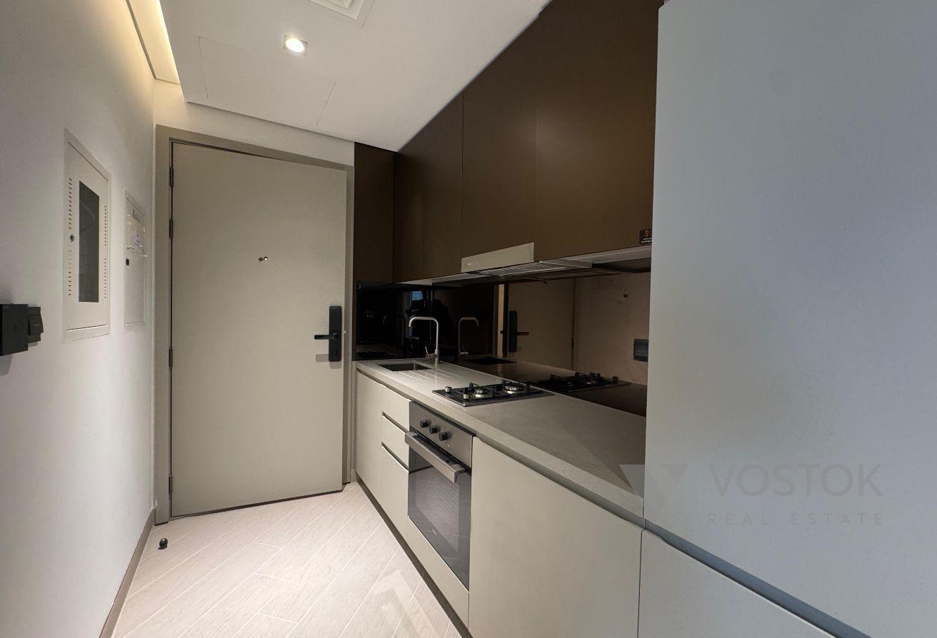 Modern 1BR | Prime Business Bay | Regalia Living photo 11