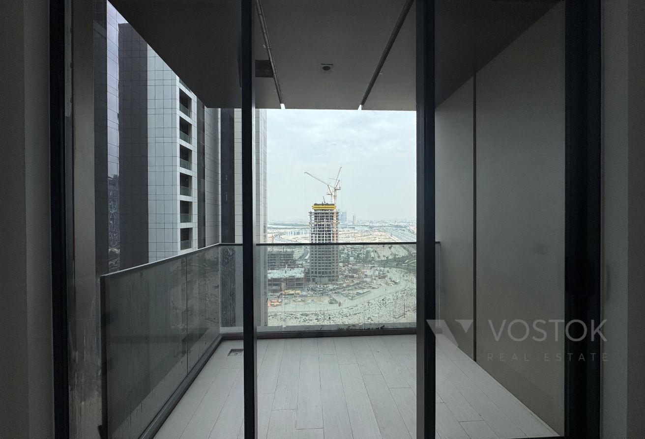 Modern 1BR | Prime Business Bay | Regalia Living photo 12