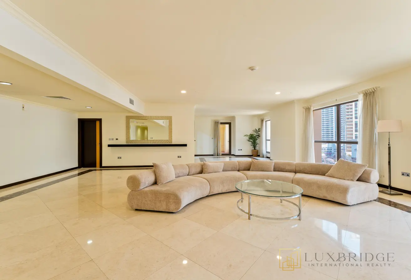 158265602 - Property Main Image