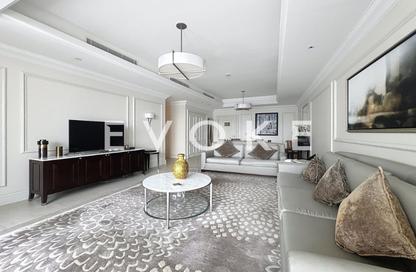 Apartment - 2 Bedrooms - 3 Bathrooms for sale in Kempinski BLVD - Downtown Dubai - Dubai