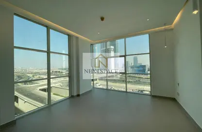 شقة - غرفة نوم - 2 حمامات للايجار في برج سكالا - الخليج التجاري - دبي