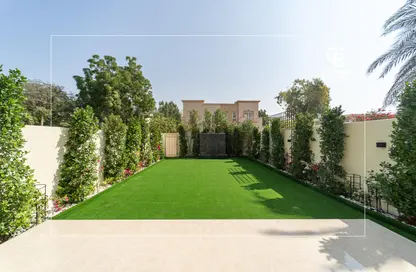 فيلا - 2 غرف نوم - 4 حمامات للايجار في الينابيع 3 - الينابيع - دبي