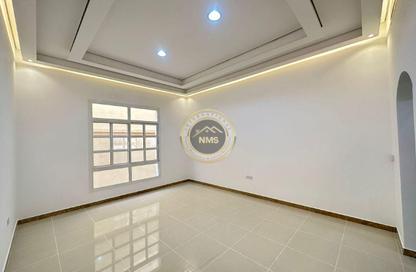 Apartment - Studio - 1 Bathroom for rent in Al Maqtaa Tower 1 - Hadbat Al Zafranah - Muroor Area - Abu Dhabi