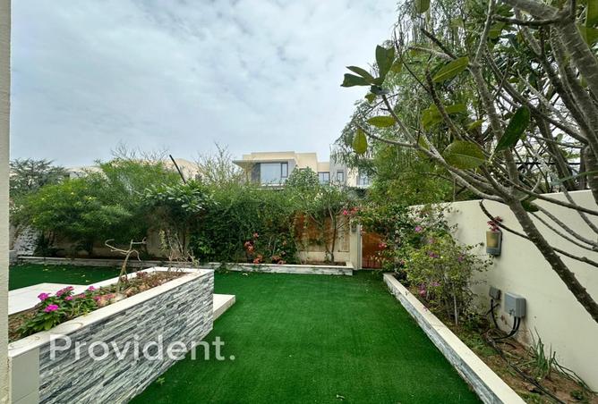 75027678 - Property Image 2