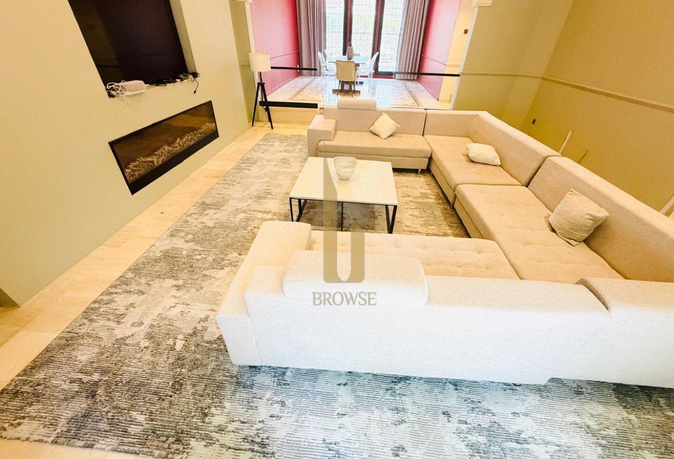 Shared Pool+Private Garden | 4BR Ensuite photo 8