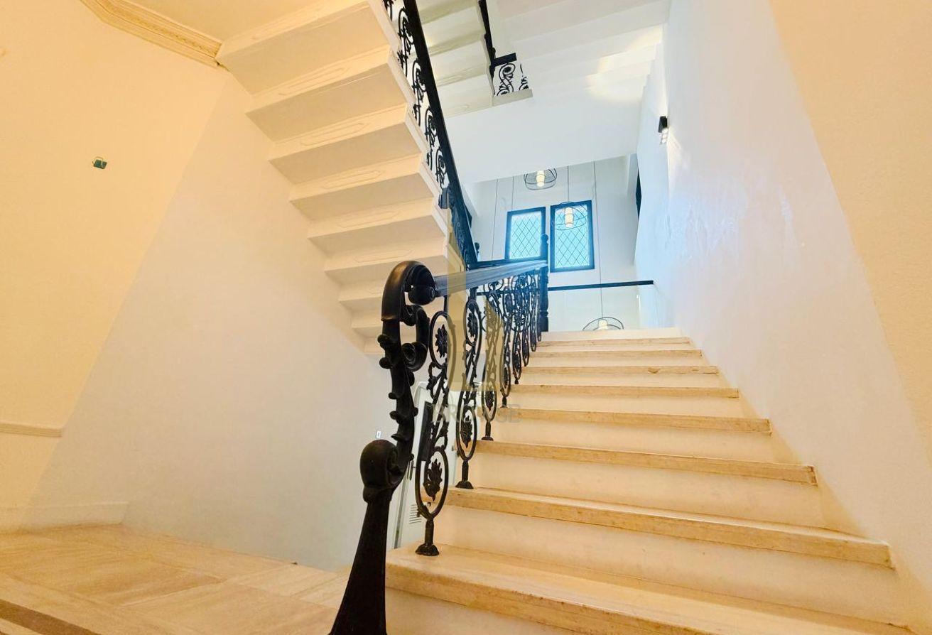 Shared Pool+Private Garden | 4BR Ensuite photo 12