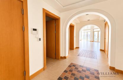 Apartment - 3 - 4 for rent in Jash Hamad - Shoreline Apartments - Palm Jumeirah - Dubai