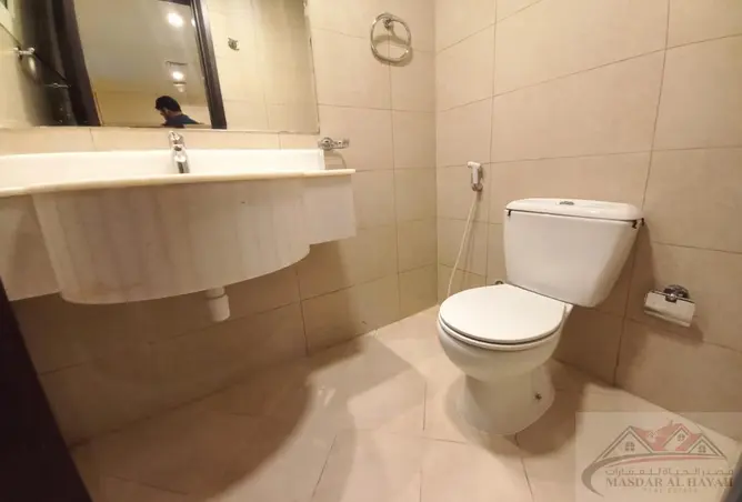 160548402 - Property Image 3