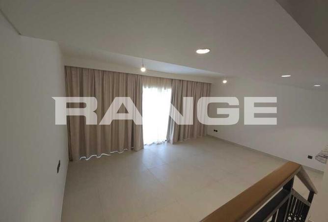 100837222 - Property Image 2