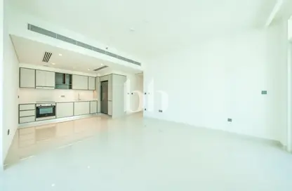 Apartment - 2 Bedrooms - 2 Bathrooms for rent in Sunrise Bay Tower 2 - Sunrise Bay - Emaar Beachfront - Dubai Harbour - Dubai