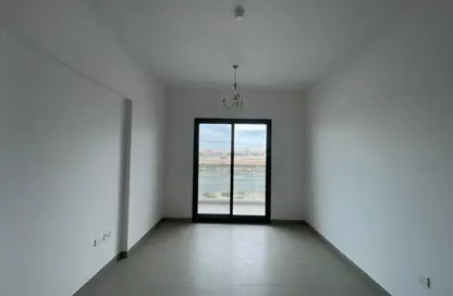 شقة - 1 حمام للايجار في السكن الإمبراطوري - المدينة العالمية المرحلة 2 - 4 الورسان - الورسان - دبي