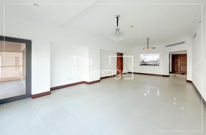 Apartment - 2 - 3 for rent in Golden Mile 10 - Golden Mile - Palm Jumeirah - Dubai