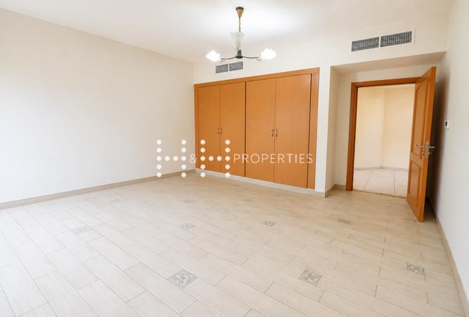 135606147 - Property Main Image