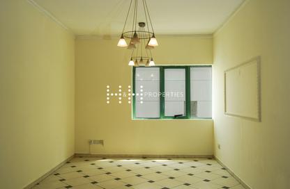 Apartment - 2 Bedrooms - 1 Bathroom for rent in Bisharah Building - Al Mankhool - Bur Dubai - Dubai
