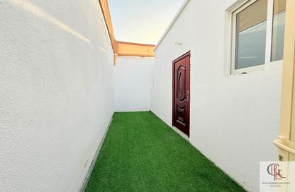 Apartment - 1 Bedroom - 2 Bathrooms for rent in Mohamed Bin Zayed Centre - Mohamed Bin Zayed City - Abu Dhabi Apartment - 1 Bedroom - 2 Bathrooms for rent in Mohamed Bin Zayed Centre - Mohamed Bin Zayed City - Abu Dhabi