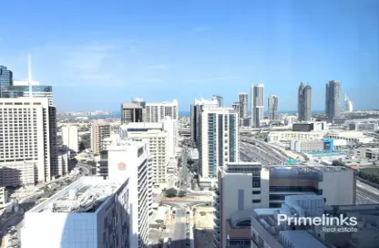 Office Space - Studio for rent in I Rise Tower - Barsha Heights (Tecom) - Dubai