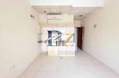 Apartment - Studio - 1 for rent in Fire Station Road - Muwaileh - Sharjah Apartment - Studio - 1 for rent in Fire Station Road - Muwaileh - Sharjah