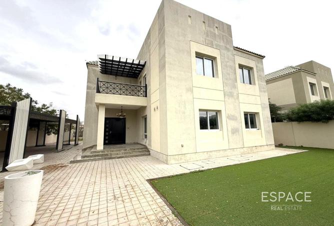 73118086 - Property Image 3