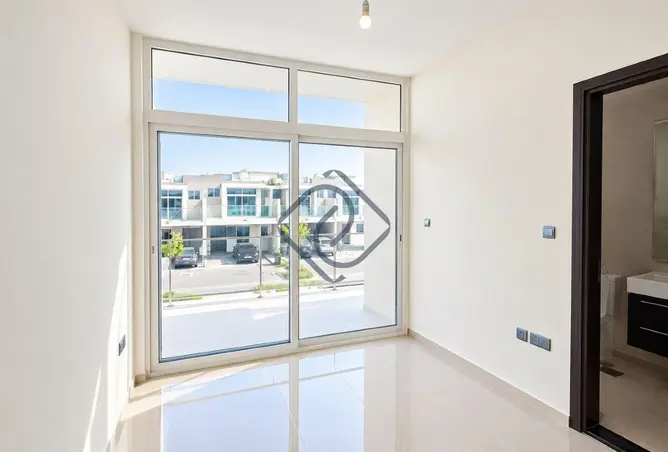 146001953 - Property Image 3