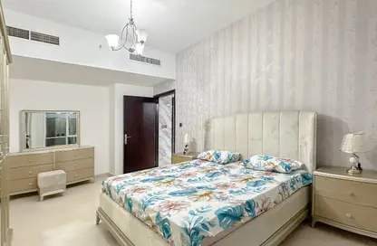 Apartment - 2 Bedrooms - 2 Bathrooms for rent in Beach Tower 1 - Al Khan Lagoon - Al Khan - Sharjah