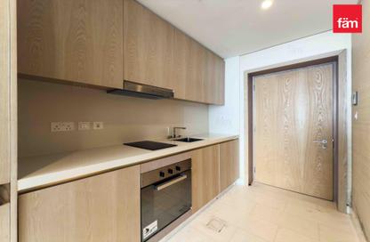 Apartment - Studio - 1 Bathroom for rent in The Palm Tower - Palm Jumeirah - Dubai