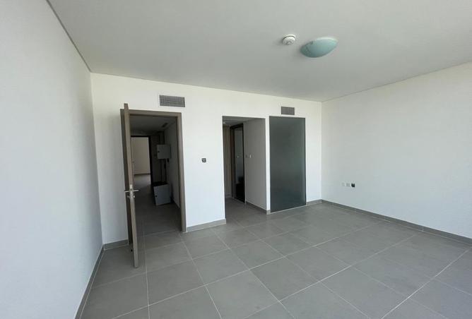 121546176 - Property Image 2