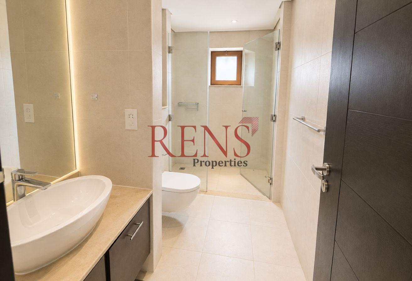Massive 5BR Villa | FamilyLiving | Ready to MoveIn photo 17