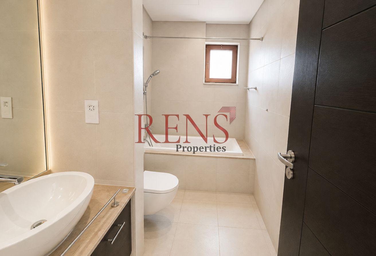 Massive 5BR Villa | FamilyLiving | Ready to MoveIn photo 18