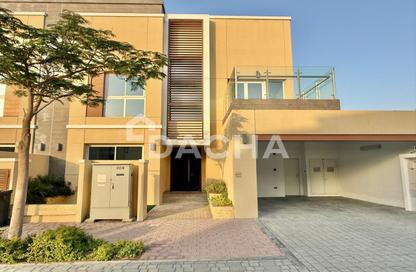 Townhouse - 3 Bedrooms - 5 Bathrooms for rent in Villa Lantana 2 - Villa Lantana - Dubai Science Park - Dubai Townhouse - 3 Bedrooms - 5 Bathrooms for rent in Villa Lantana 2 - Villa Lantana - Dubai Science Park - Dubai