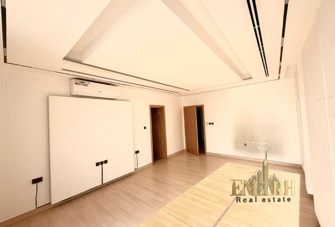 136572794 - Property Main Image