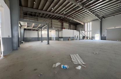 Warehouse - Studio - 1 Bathroom for rent in Umm Al Thuoob - Umm Al Quwain