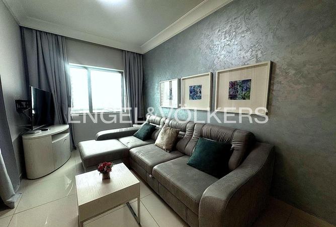 73142367 - Property Image 2