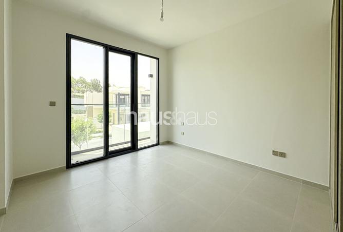 127006415 - Property Image 2