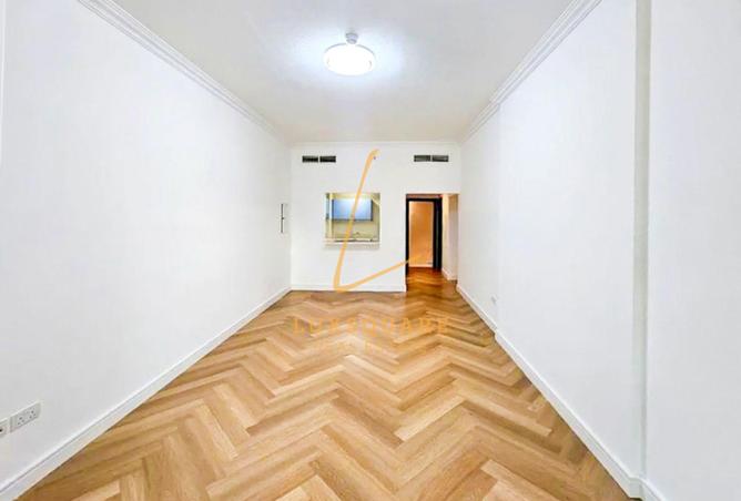 74252608 - Property Image 3