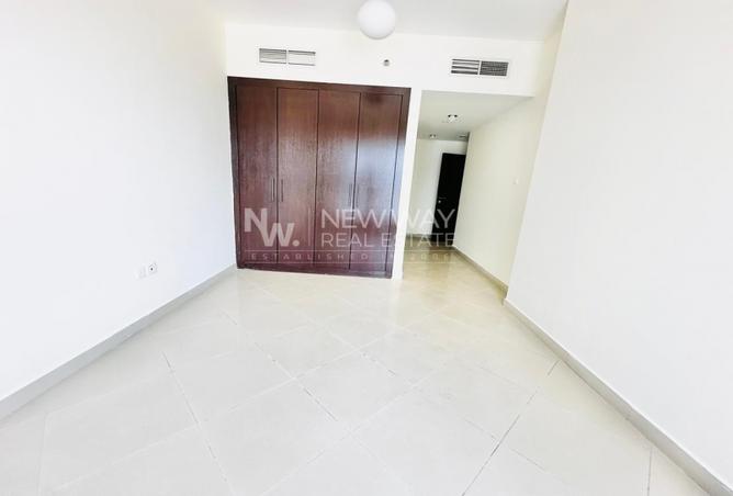 122448818 - Property Image 3