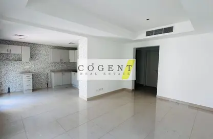 فيلا - 2 غرف نوم - 3 حمامات للايجار في الينابيع 8 - الينابيع - دبي فيلا - 2 غرف نوم - 3 حمامات للايجار في الينابيع 8 - الينابيع - دبي