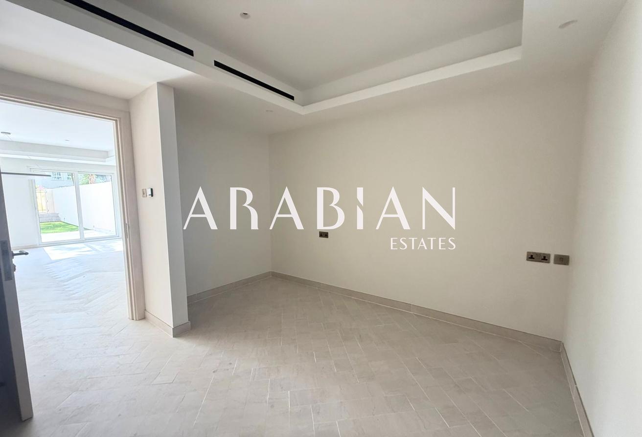 Newly Renovated | Extended | Close to Pool & Park photo 6
