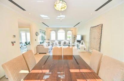 Villa - 3 Bedrooms - 4 Bathrooms for sale in District 8 - Royal Park - Jumeirah Park - Dubai