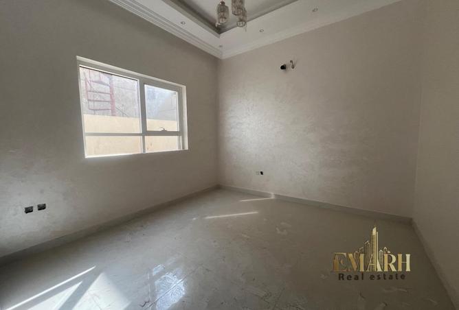 87457954 - Property Image 3