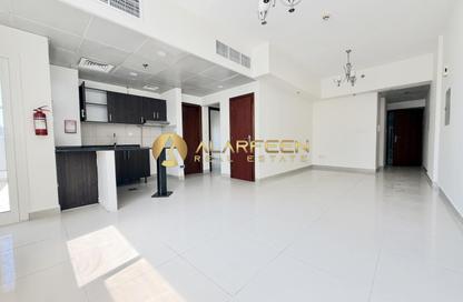 شقة - 2 - 2 للإيجار في برج جاي اس - مدينة دبي الرياضية - دبي