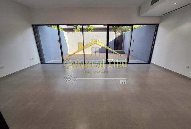 145072799 - Property Image 3
